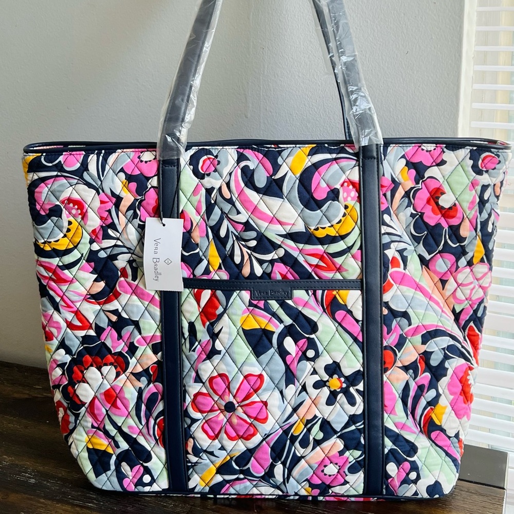 Vera Bradley Mod Paisley Trimmed Vera tote bag.